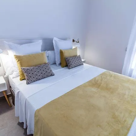 Bex Homes Отель *