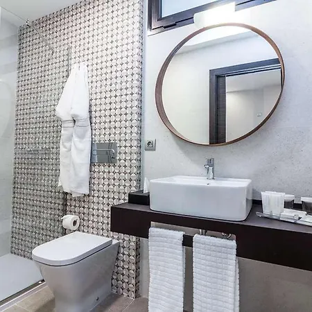 Bex Homes Отель
